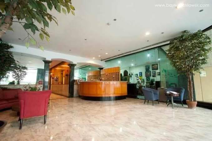 Sea View Apartment Manila